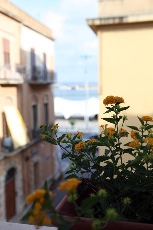 B&B La Terrazza Sul Porto Trapani Eksteriør bilde